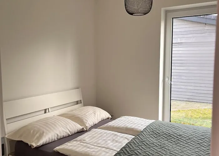 Ruhig & Grosszuegig Fuer 8 Pers, Wlan & Feuerschale