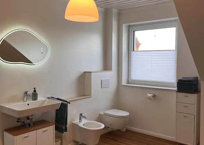 Ruhig & Grosszuegig Fuer 8 Pers, Wlan & Feuerschale Rahden